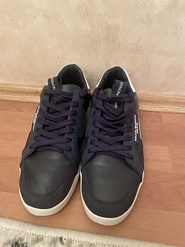 Səndəl və şəp-şüplər: Dolce & Gabbana kişi krossovkası - Model: Aşağı profilli, klassik — 1