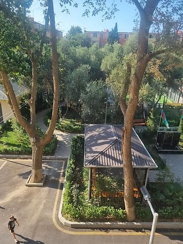 emircanda ev satisi: Bakı, 8-ci kilometr, 3 otaqlı, Köhnə tikili, m. Neftçilər, 68 kv. m — 9
