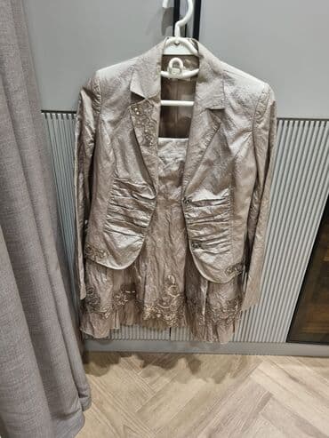 qadın jaketləri: Zərif qadın dəsti – jaket + ətək - Rəng: şampan/bej metalik çalar - — 3