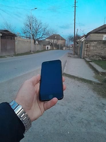 iphone 11 pro max yeni: IPhone 7, 128 GB, Qara, Barmaq izi — 2