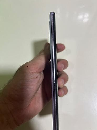 Infinix Zero 40, rəng - Bənövşəyi