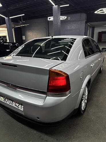 renault megan 2: Opel Vectra: 2.2 l | 2002 il 468726 km Sedan — 5
