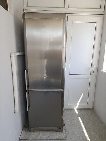 philips genie sport: 2 qapılı Indesit Soyuducu Satılır, rəng - Gümüşü — 1