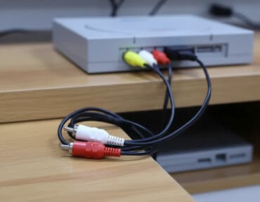 Sony Play Station 2 üçün tülpanlı AV kabel. Təzədir Аудио видео кабель