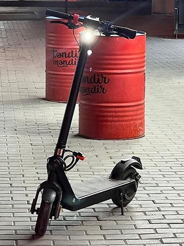 Elektrik samokat 10", 751 - 1000 Vt, 36 - 45 km/s, Ünvandan götürmə — 2