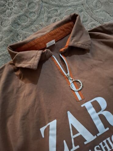 ijust s аккумулятор: Qadın polo-stil paltar - Rəng: qəhvəyi, narıncı detallarla - Üstündə — 2