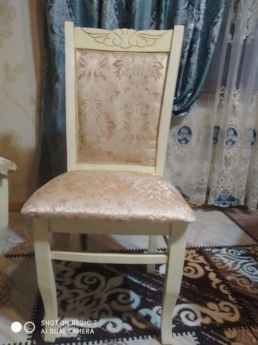 кухонные стулья: Oturacaq stollar 6 ədəddir səliqəli şəkildədir. Başqası alındığı üçün — 1