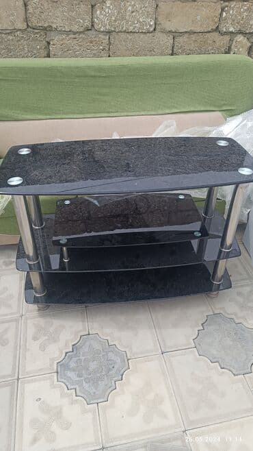 divan 2 əl: Divan, İşlənmiş, Açılmayan, Bazasız, Parça, Çatdırılma yoxdur — 2