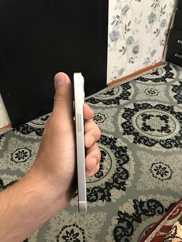 ipad 8 32: IPhone 13, 128 GB, Ağ, Face ID — 3