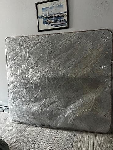 ortopedik matras qiyməti: Matrass – ikinəfərlik ölçüdə, boz rəngli toxumalı örtük. Kənarları — 1