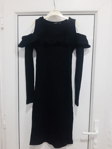 elbiseler: 1defe seliqeli geyinilib.Yeniden seçilmir.Material trikodur.Yaxın — 1