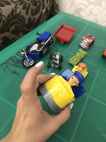 oyuncaq masin: Uşaq oyuncaqları dəsti – müxtəlif maşın və nəqliyyat vasitələri — 4