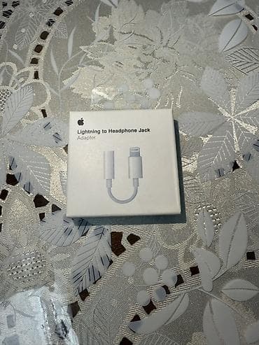 ayfon 5 es: Adapter Apple — 1