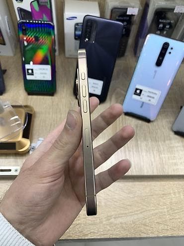 iphone ipad: IPhone 16 Pro, 128 GB, Qızılı — 5