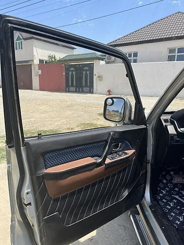 sud ceni: Mitsubishi Pajero: 2.8 l | 1995 il 329245 km Ofrouder/SUV — 9