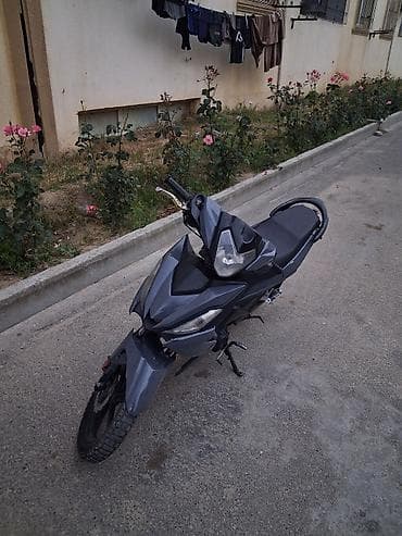 moped zigzag: Şəhərdaxili hərəkət və gündəlik istifadə üçün praktiki skuter/moped — 3