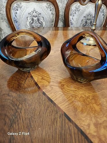 sufre dekoru: İki ədəd meduza çex xrustalı – eyni dizaynda cütlük. - Material — 2