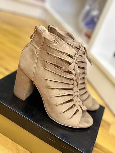 Qadın dabanlı sandalet/bootie - Rəng: bej - Material: süet toxuma -
