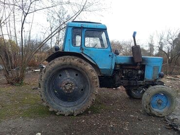 avtomobil ucun qizdirici: Mavi rəngli təkərli kənd təsərrüfatı traktoru. Texniki xüsusiyyət və — 2