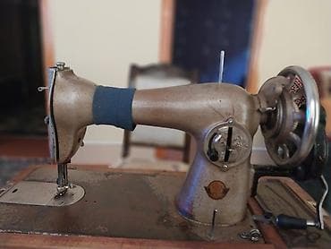 akustik gitara satisi: Mexanik tikiş maşını – çarxlı (ayaq pedalı ilə və ya əl çarxı ilə — 1