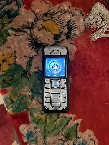 Nokia < 2 GB Memory Capacity, rəng - Gümüşü, Düyməli — 1