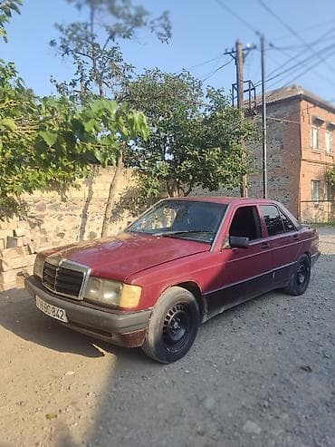 lada mostu: Mercedes-Benz 190: 2.3 l | 1990 il Hetçbek — 3