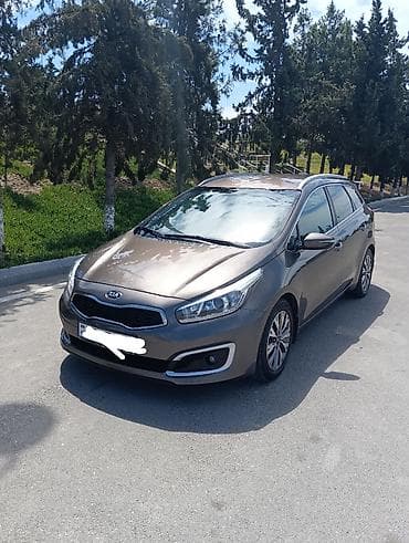 Kia Ceed: 1.6 l | 2015 il Universal