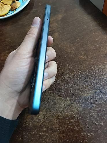 ekran s8 samsung: Tecno Spark Go 2024, 128 GB, rəng - Bej, Face ID — 7