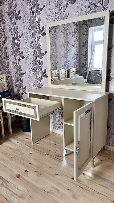 стол с зеркалом: Новый, С зеркалом, Азербайджан — 3