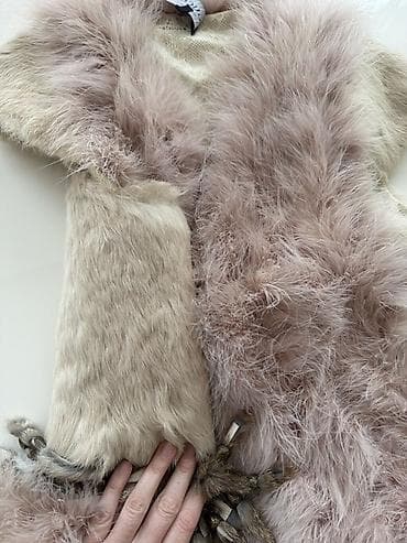 Yumşaq və isti dovşan xəzindən hazırlanıb. Kürk çox yüngüldür və rahat — 1