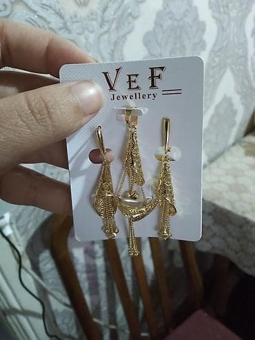 русский язык 5 класс методическое пособие: VEF Jewellery dəsti – klassik şərq motivli qızılı rəngdə — 1