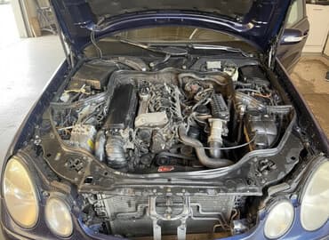 peugeot rcz qiymeti: Mercedes-Benz E-Class: 2.2 l | 2002 il Sedan — 1