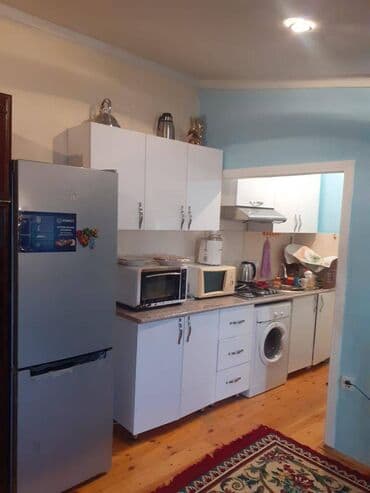 kiraye verilir: Yasamalda yasamal mola yaxın 10 mertebeli binanın 10-cu mərtəbəsində — 9