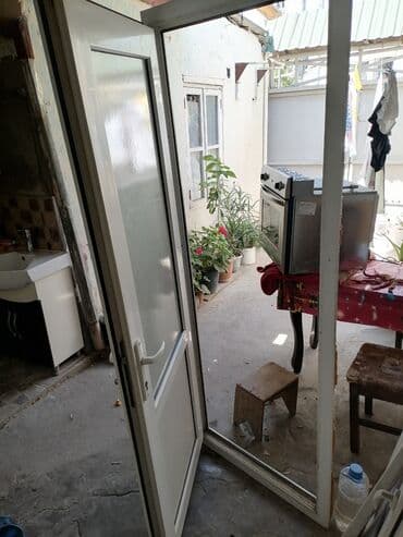 hamam qaplari: Hamam üçün İşlənmiş Plastik qapı 80x205 sm Ünvandan götürmə — 1