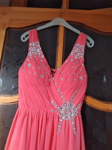 свадебные платья баку: Geyimler hamisi birlikte ve ya tek tek satilir. Maraqlananlar mesja — 14