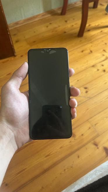 Salam telefon zavoddu 1 ci əldi alinnandan kabro qoruyucuda işlənib — 4
