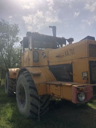 şin və disk: Traktor Belarus (MTZ) MTZ, 2013 il, 245 at gücü, motor 2.4 l, İşlənmiş — 3
