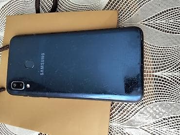 samsung a40 ekran: Samsung Galaxy A20, 32 GB, rəng - Qara, İki sim kartlı — 2