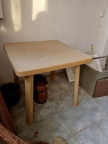 Kvadrat masa, 2 stul, Açılmayan, Stullar ilə, Plastik