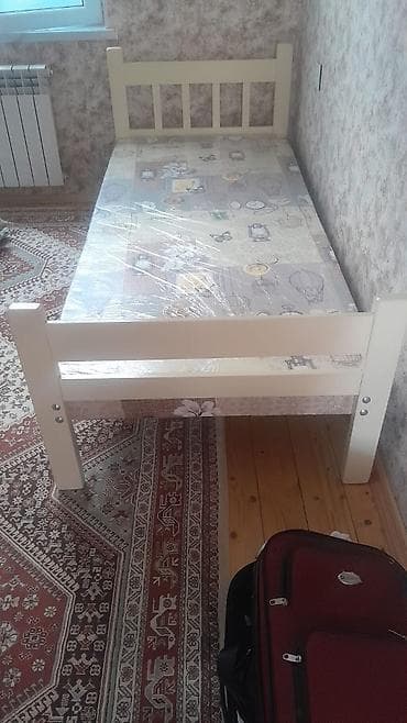Təknəfərlik çarpayı, Bazasız, Matras ilə, Siyirməsiz — 1