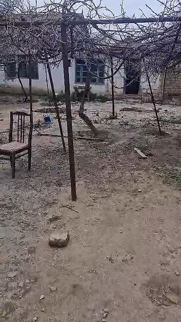 satdıq evlər: Sumqayıt, 250 kv. m, 1 otaqlı, Hovuzsuz — 2