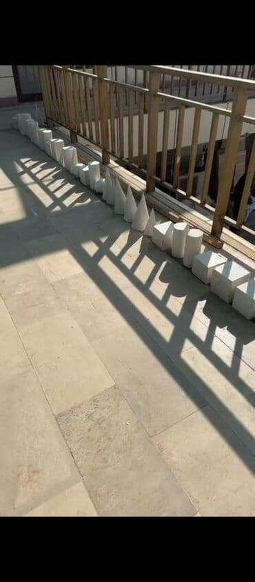 ваза напольная керамическая высокая: Sadə molbertlər. 180 sm hündürlük. Qaralma çürümə qurd yemə qəti — 2