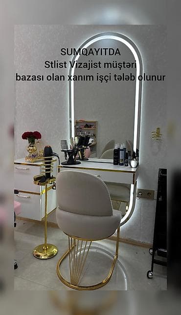 Sumqayıtda yerləşən gözəllik studiyasına müştəri bazası olan xanım