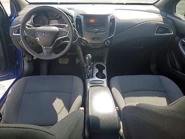 amerikadan avtomobil: Chevrolet Cruze: 1.4 l | 2019 il 23000 km Sedan — 5