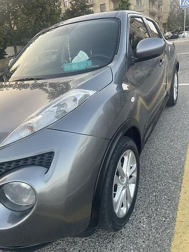 juk: Nissan Juke: 1.6 l | 2012 il Krossover — 3