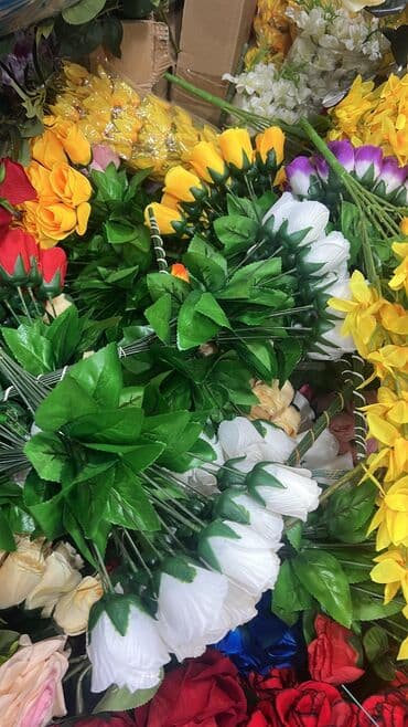 zəfəranın qiyməti: Ədəd güllər 0.25 və 0.90 azn arası qiymətdir Topdan alış üçün — 2