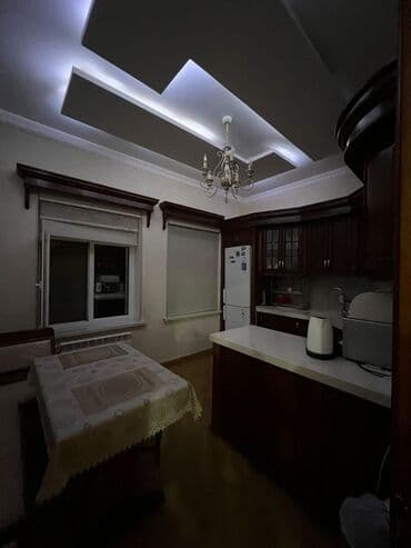 ev bezemek: 6 otaqlı, 260 kv. m, Yeni təmirli — 4