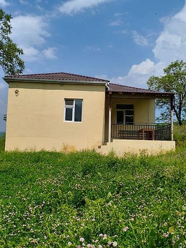 3 otaqlı, 110 kv. m, Orta təmir