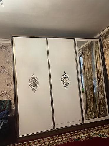 acıq dolab: NahideDolab yaxsi vezyetdedi genis dolabdi qiymet 220 azn qiymet sondu — 1