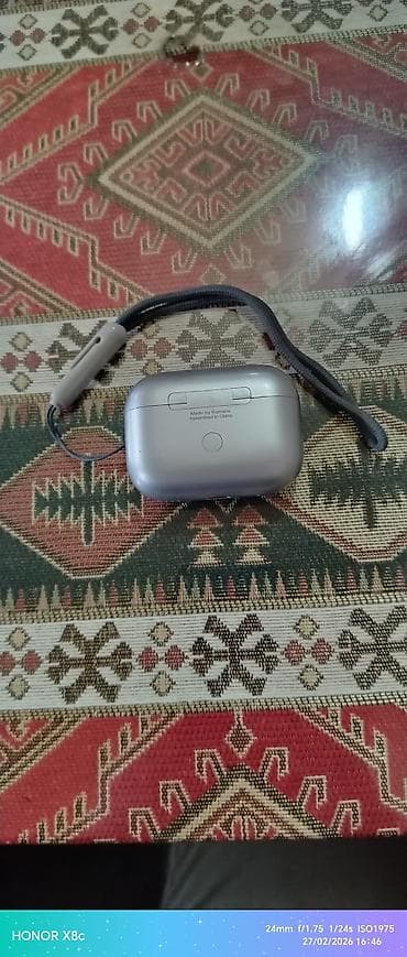 bluetooth nausnikler: İşlənmiş Simsiz (Bluetooth) Qulaqcıqlar, Apple, rəng - Gümüşü — 1